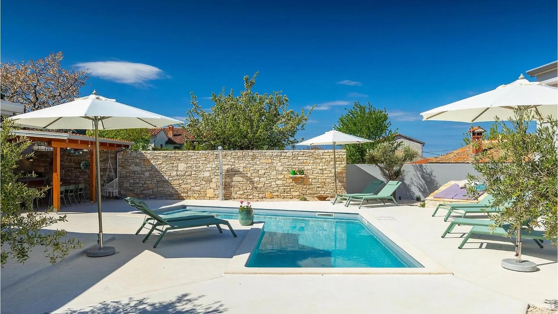 Villa Casa Juno Porec 0*,  Croatia